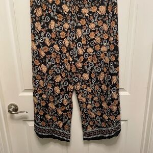 Floral Print Wide-Leg Pants